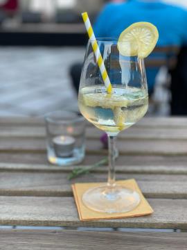 Poletni večeri na Škrateljnovi domačiji - Noreia